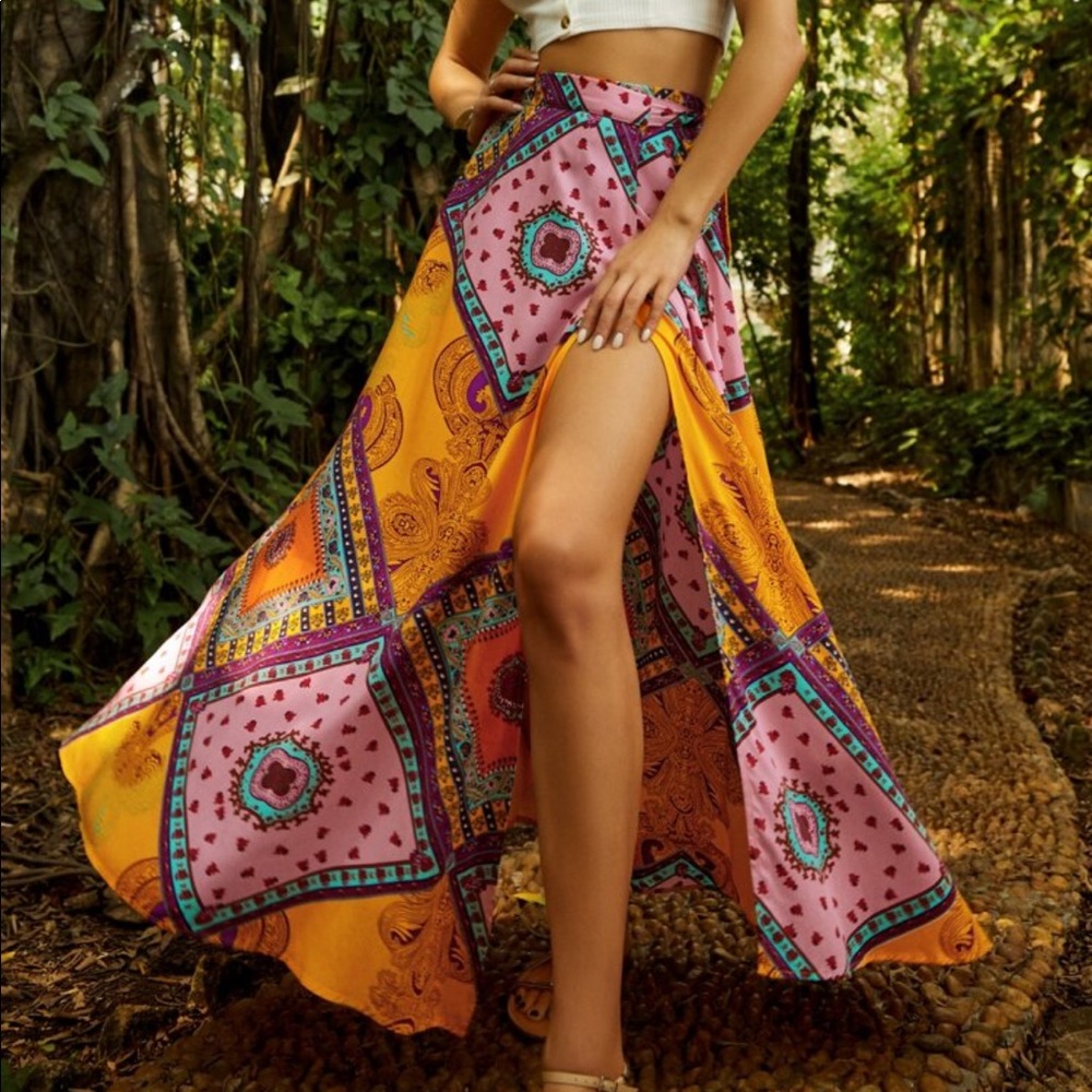 Boho Festival Floral Scarf Print Slit Maxi Skirt and Crop Top Blouse - Picture 6 of 8